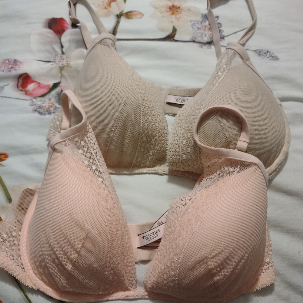 Victoria Secret 36DD Incredible Plunge Bras 2 of them Worn twice each